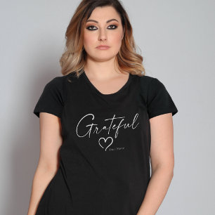 Dankbares Herz   Ihr Name Minimal Tinte Script Große Größe T-Shirt