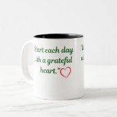 "Dankbares Herz - Inspirative Tasse" Zweifarbige Tasse (Vorderseite Links)