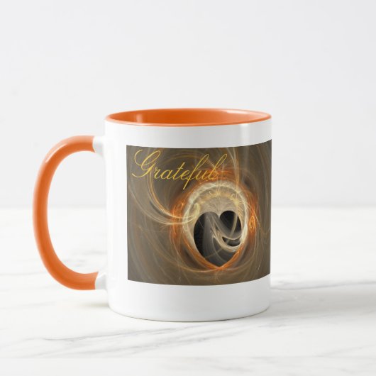 Dankbares und dankbares Text Fraktal Herzdesign Tasse (Links)
