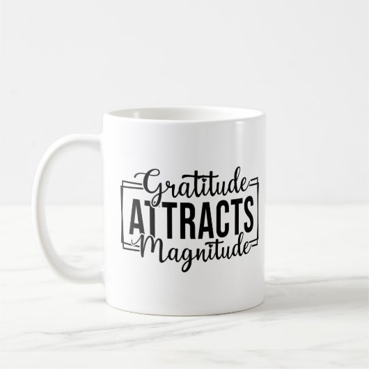 Dankbarkeit zieht Magnitude Custom Coffee Tasse an (Links)