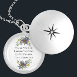 Danke, dass du den Mann meiner Träume ein Geschenk Medaillon<br><div class="desc">Vielen Dank, dass Sie den Mann meiner Träume Sprichwort auf einer silbernen Halskette oder Uhrenkette ist das perfekte Geschenk für Ihre zukünftige Mutter in Recht oder Mutter im Recht geben. Sie wird es schätze. Das perfekte Geschenk für die Mutter des Bräutigams an Ihrem Hochzeitstag. Erhältlich in drei Stilen, rund, quadratisch...</div>