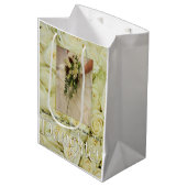 Danke, dass du mich durch Aisle gehst Mittlere Geschenktüte (Vorderseite Schrägansicht)