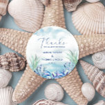 Danke, dass du mit uns gefeiert hast! Sommerhochze Runder Aufkleber<br><div class="desc">Danke,  dass du mit uns gefeiert hast! Sommer Klassischer Rundaufkleber. Unser schicker Küstendesign für Hochzeiten,  Verlobungsfeiern oder Proben-Dinners bietet Muscheln von blauer Wasserfarbe,  Regenbogen und Korallen... ... ... ... ... ... ... ... ... ... ... ... ... ... ... ... ... ... ..</div>