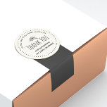 Danke, dass Sie mein kleines Unternehmen unterstüt Runder Aufkleber<br><div class="desc">Einfach und modern gestalten Sie Ihr eigenes Dankeschön für die Unterstützung meines kleinen Business Aufklebers mit runden runden Polka-Punkten in schwarz mit Blatt-Element-Bild. Handgeschriebene klassische und moderne Typografie.</div>