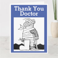 Danke Doktor - Mann mit Verbänden auf Krücken