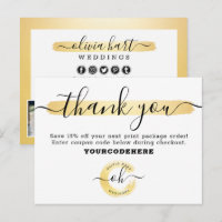 Danke Gold Minimalist Stylist Marketing Foto