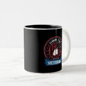 Danke Veteran | Patriotische Militärtribut Zweifarbige Tasse (VorderseiteRechts)
