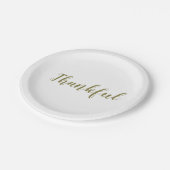 Dankenswerter niedlicher Erntedank mit weißer Schr Pappteller (Schrägansicht)