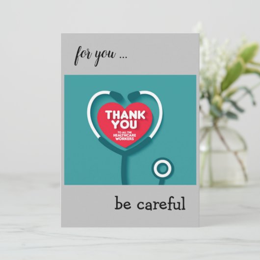 Dankeschön an alle Mitarbeiter im Gesundheitswesen Dankeskarte (Stehend Vorderseite)