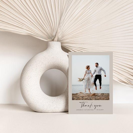 Dankeschön für das moderne graue Foto-Minimalskrip Einladung