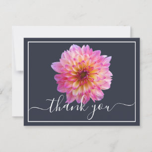 Dankeschön mit rosa-gelber Dahlie vor navyblauem H Postkarte