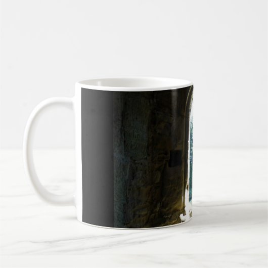 Danny Duck the Mummy besucht eine Tasse (Links)