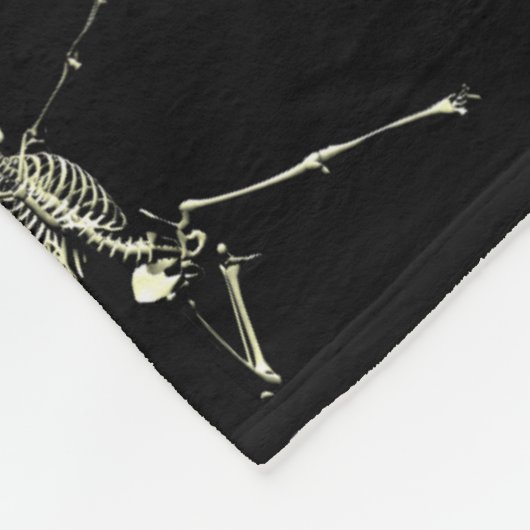 Danse Macabre Fleecedecke (Ecke)
