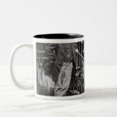 Dante, Christina, Frances und William Rossetti Zweifarbige Tasse (Links)
