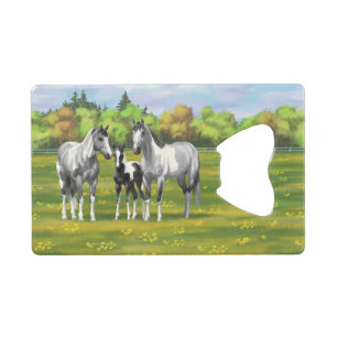 Daple Gray Pinto Paint Horses In Summer Pasta Geldbeutel Flaschenöffner