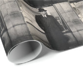 Dapper 1930er Mann Foto Geschenkpapier (Rolleneckpunkt)