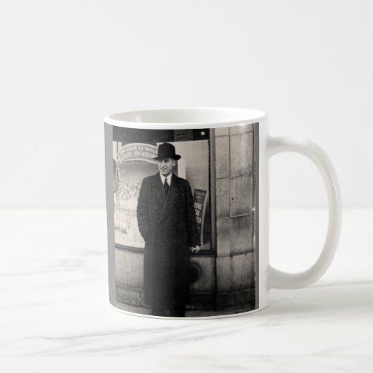 Dapper 1930er Mann Foto Kaffeetasse (Rechts)