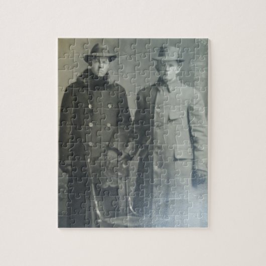 Dapper Brothers in Overcoats RPPC B&W Foto Image Puzzle (Vertikal)