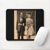 Dapper Frankenstein Wedding Day - Monster Hallowee Mousepad (Mit Mouse)