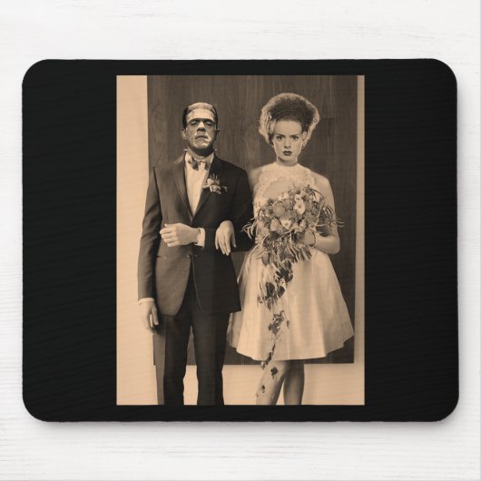 Dapper Frankenstein Wedding Day - Monster Hallowee Mousepad (Vorne)