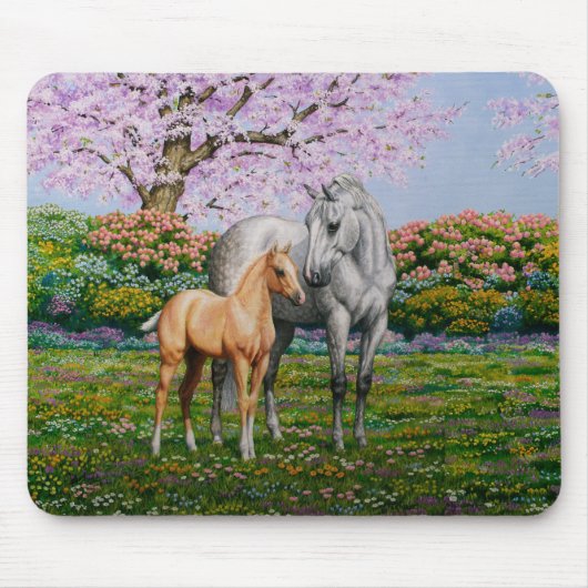 Dapple Gray Quarter Horse Mare Palomino Foal Mousepad (Vorne)