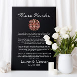 Dara Knot Irish Handfasting Wedding Vows Leinwanddruck<br><div class="desc">Diese Hands Handfasting Zeremonie mit Imitaten Rose gold keltischen Dara Knoten auf einem schwarzen Hintergrund. Der Dara-Knoten ist das keltische Symbol für Stärke und innere Stärke. Personalisieren Sie Titel,  Gedicht,  Pärchennamen und Datum. Ein perfektes Hochzeitsgebet oder ein Jubiläumsgeschenk.</div>