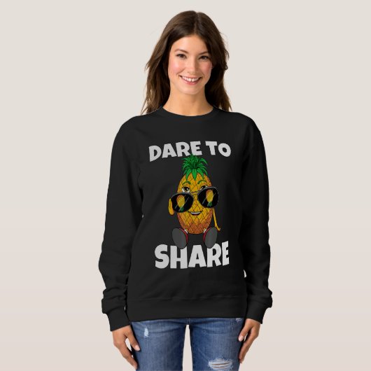 Dare To Share Swinger Upside Down Sunglasses Pinea Sweatshirt (Vorne ganz)