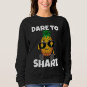 Dare To Share Swinger Upside Down Sunglasses Pinea Sweatshirt (Vorderseite)