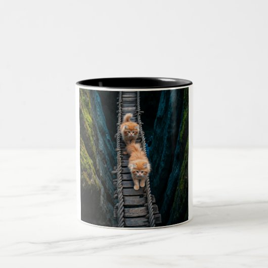 Daring Duo Cat Adventure-Tasse Zweifarbige Tasse (Mittel)