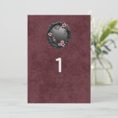 Dark Academia Goth Wedding Table Numbers Einladung (Stehend Vorderseite)