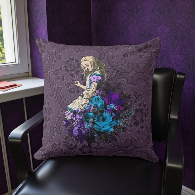 Dark Alice Rustic Deep Purple Kissen (Von Creator hochgeladen)