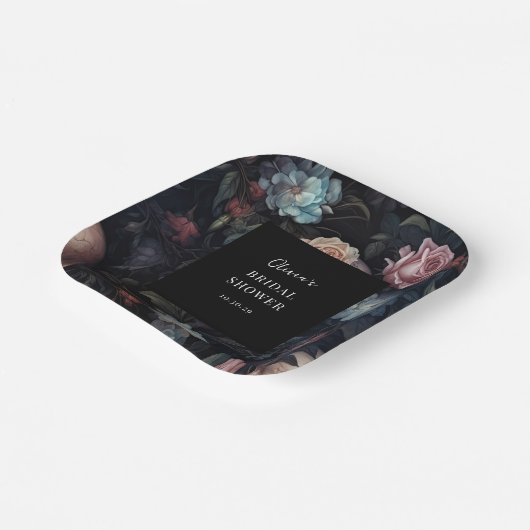 Dark and Moody Floral Gothic Brautparty Pappteller (Gewinkelt)