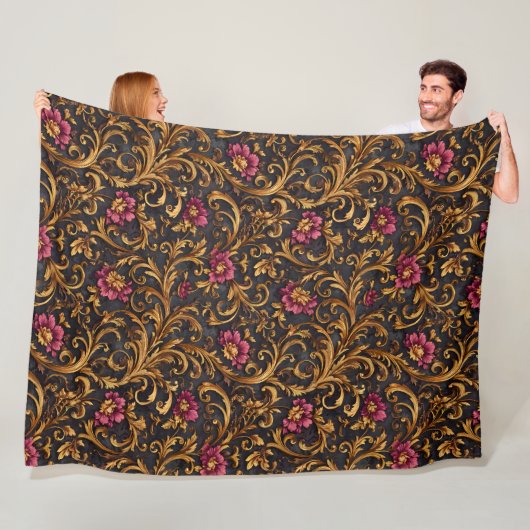 Dark Baroque Floral with Gold Scrolls Fleecedecke (Beispiel)