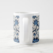 Dark Blue Batik Beauty Specialty Tasse (Rückseite)