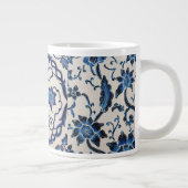Dark Blue Batik Beauty Specialty Tasse (Rechts)