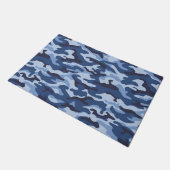 Dark Blue Camouflage Pattern Fußmatte (Schrägansicht)