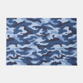 Dark Blue Camouflage Pattern Fußmatte (Vorderseite)