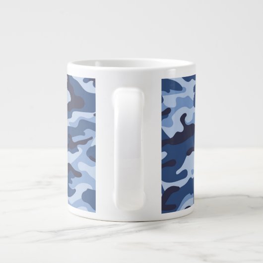 Dark Blue Camouflage Pattern Jumbo-Tasse (Rückseite)