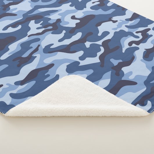 Dark Blue Camouflage Pattern Sherpadecke (3/4)