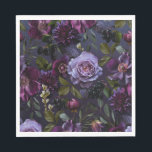 Dark Blue & Lila Floral Moody Bridal Brunch Serviette<br><div class="desc">Mit unseren exquisiten Brautparty-Papierservietten, die zeitgemäße Eleganz und Vintage Anziehungskraft mühelos verbinden. Set vor einem stimmungsvollen marineblauen Hintergrund, ein blumengeschmücktes Gesamtbild mit dunklen lila, lavendelblauen und cremefarbenen Blume, lila Beeren und zartem botanischem Grün. Die Farbenmischung symbolisiert den Reichtum Ihrer gemeinsamen Reise, während das Vintage Ambiente dem zeitgenössischen Design eine Touch...</div>
