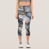 Dark Blue Marble Texture with Liquid Gold Veins Capri Leggings (Vorderseite)