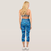 Dark Blue Pool Water Capri Leggings (Rückseite)