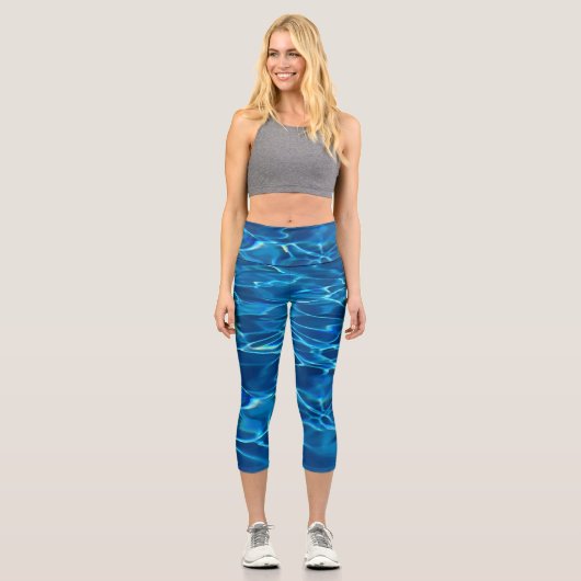 Dark Blue Pool Water Capri Leggings (Vorderseite)
