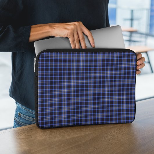 Dark Blue Scottish Tartan Laptopschutzhülle