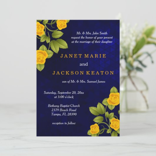 Dark Blue und Marigold Yellow Rose Wedding Einladung (Stehend Vorderseite)