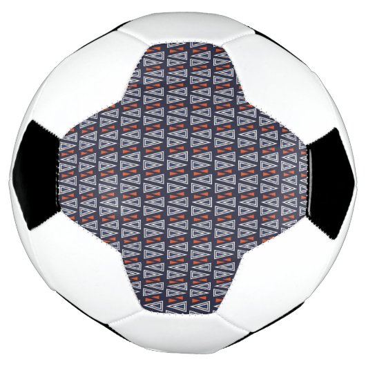 Dark Blue und Red Geometric Triangle Pattern Fußball (Gedreht)