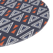 Dark Blue und Red Geometric Triangle Pattern Schneidebrett (Ecke)