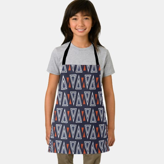 Dark Blue und Red Geometric Triangle Pattern Schürze (Insitu)