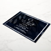 Dark Botanical Elegant Navy Blue & Silver Wedding Folieneinladung (Gedreht)