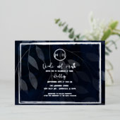 Dark Botanical Elegant Navy Blue & Silver Wedding Folieneinladung (Stehend vorne)